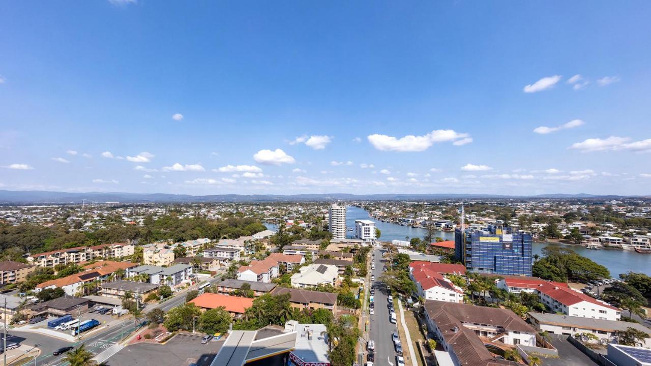 Oaks Gold Coast Hotel Exterior photo